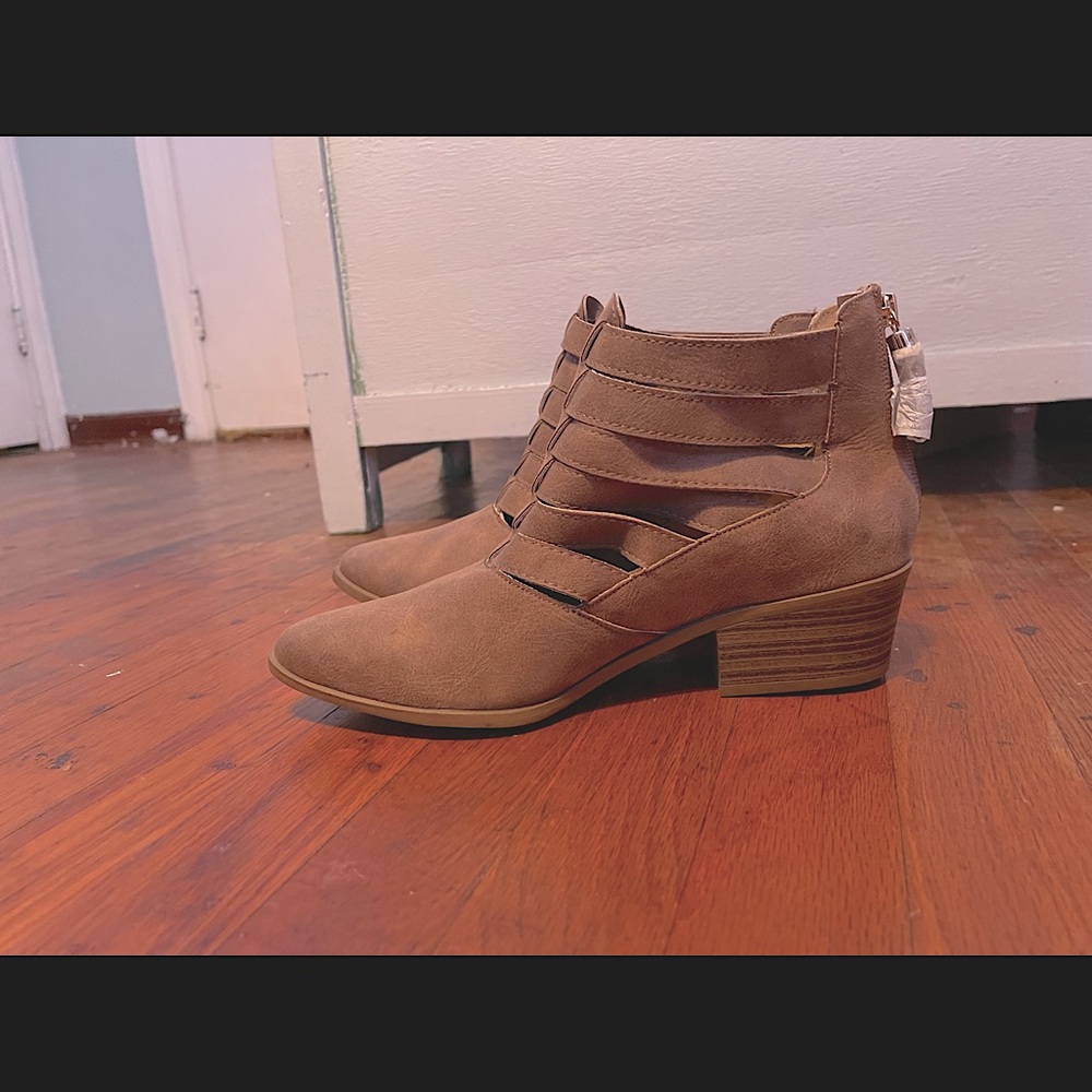 fergalicious ankle boots, light brown velvet material, size 10